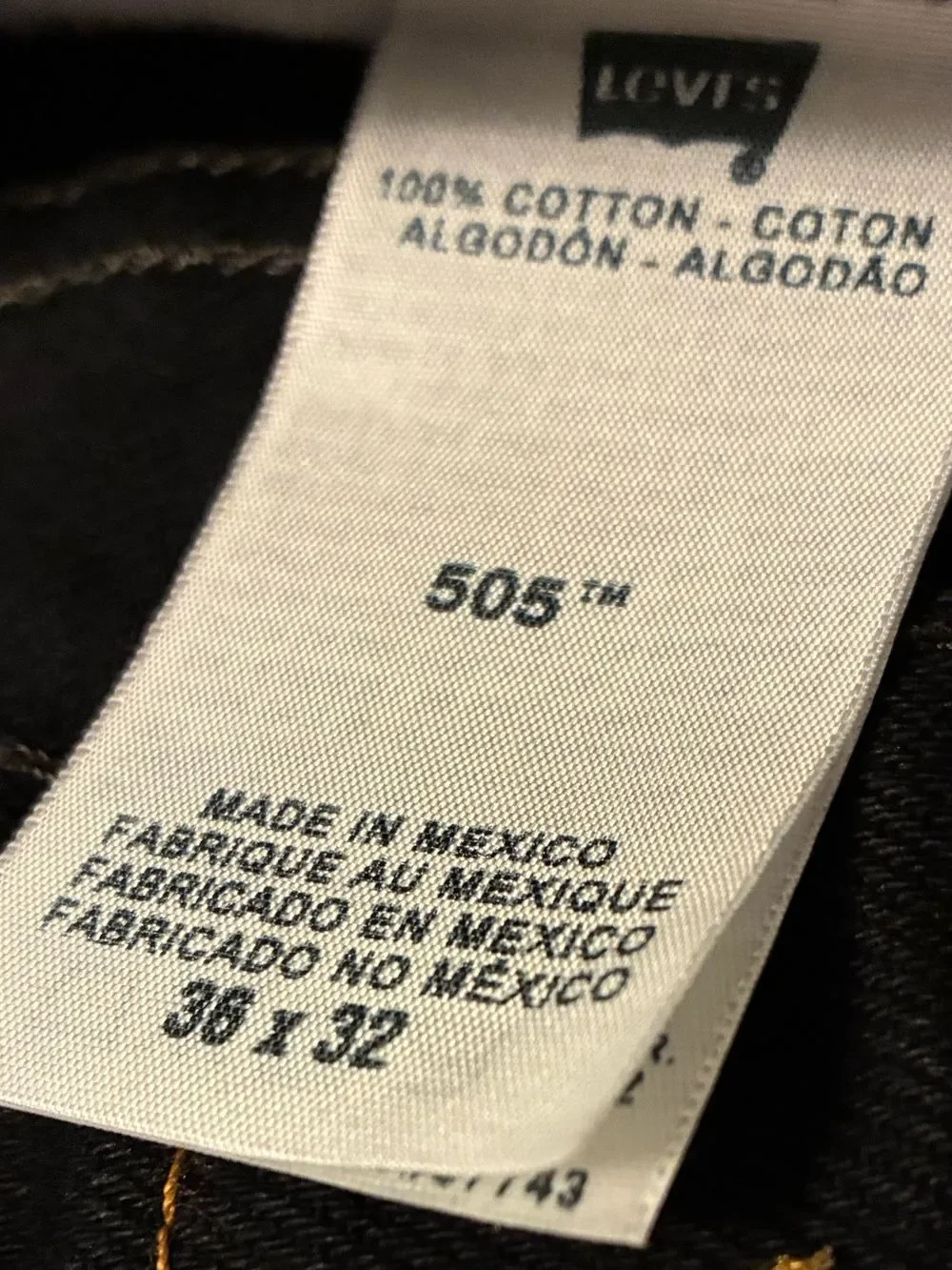 Vintage Y2K Levi’s 505 Men’s Black Jeans – 36x32 – 100% Cotton – Made in Mexico